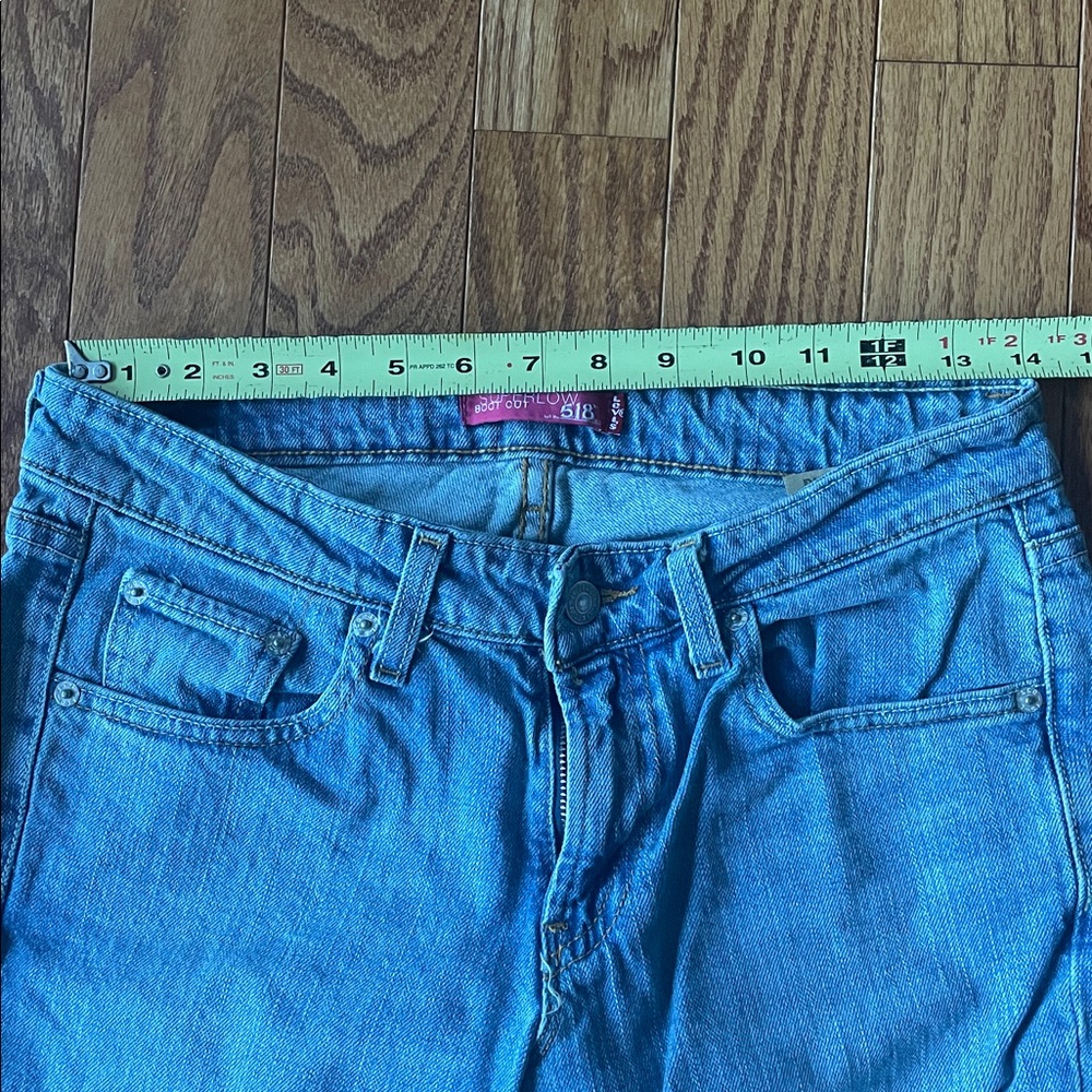 Levi's Ladies 518 Super Low Boot Cut Light Blue Jeans - Picture 10 of 13
